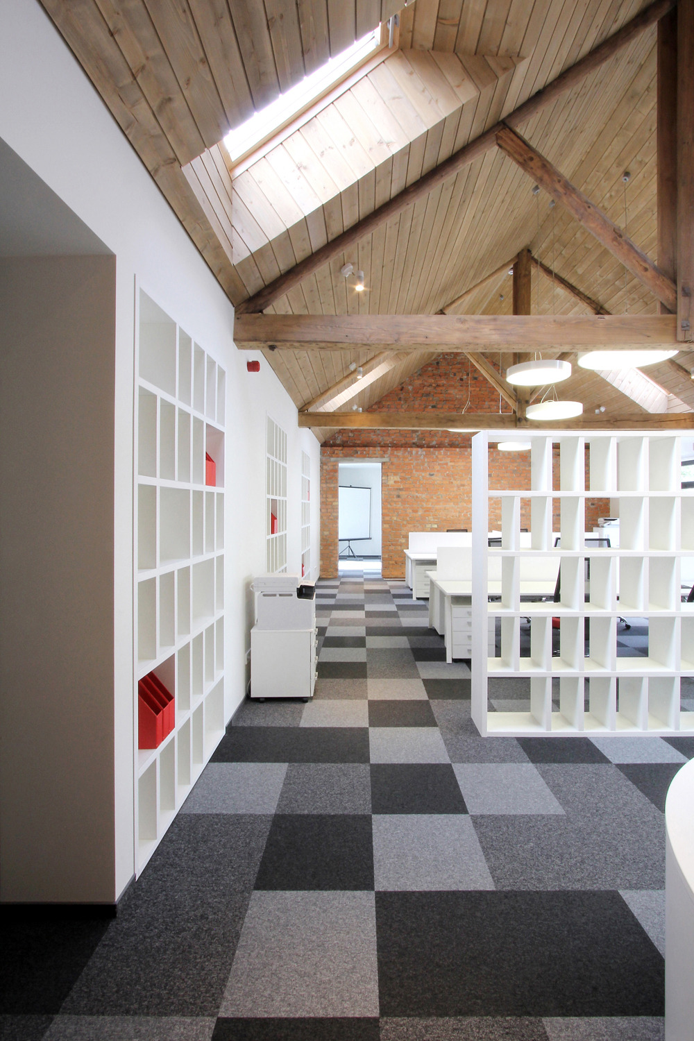 旧仓库变身高品质办公空间-13