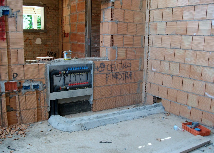 2011 年建设的多功能文化中心——O.S.E.A-30