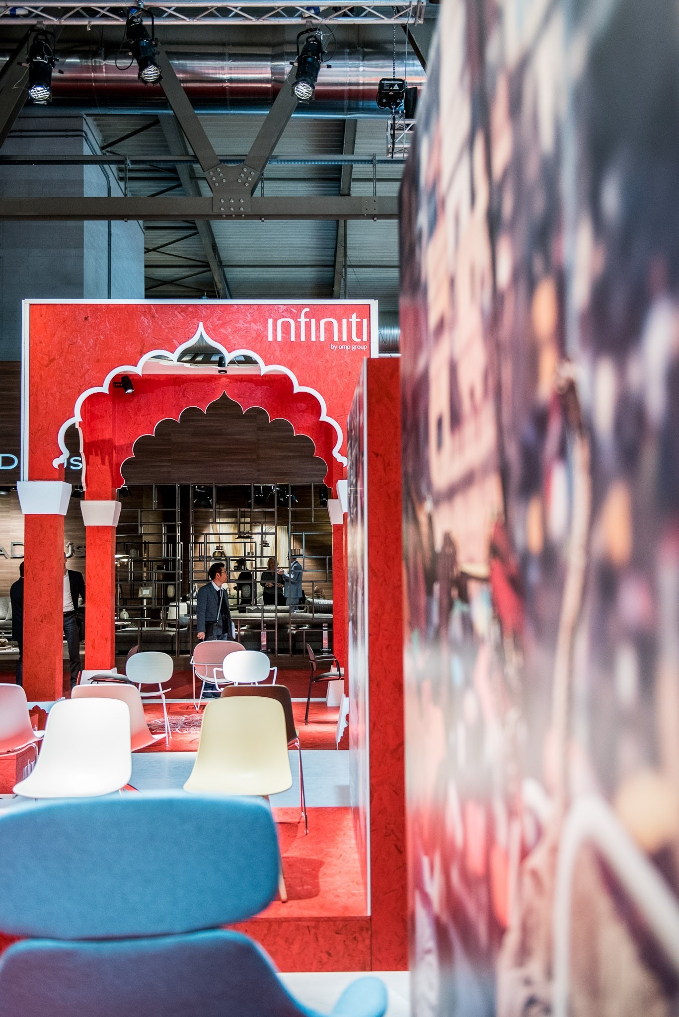 2015 年米兰家具展 Infiniti 展台——木结构魅力诠释现代展览设计-25