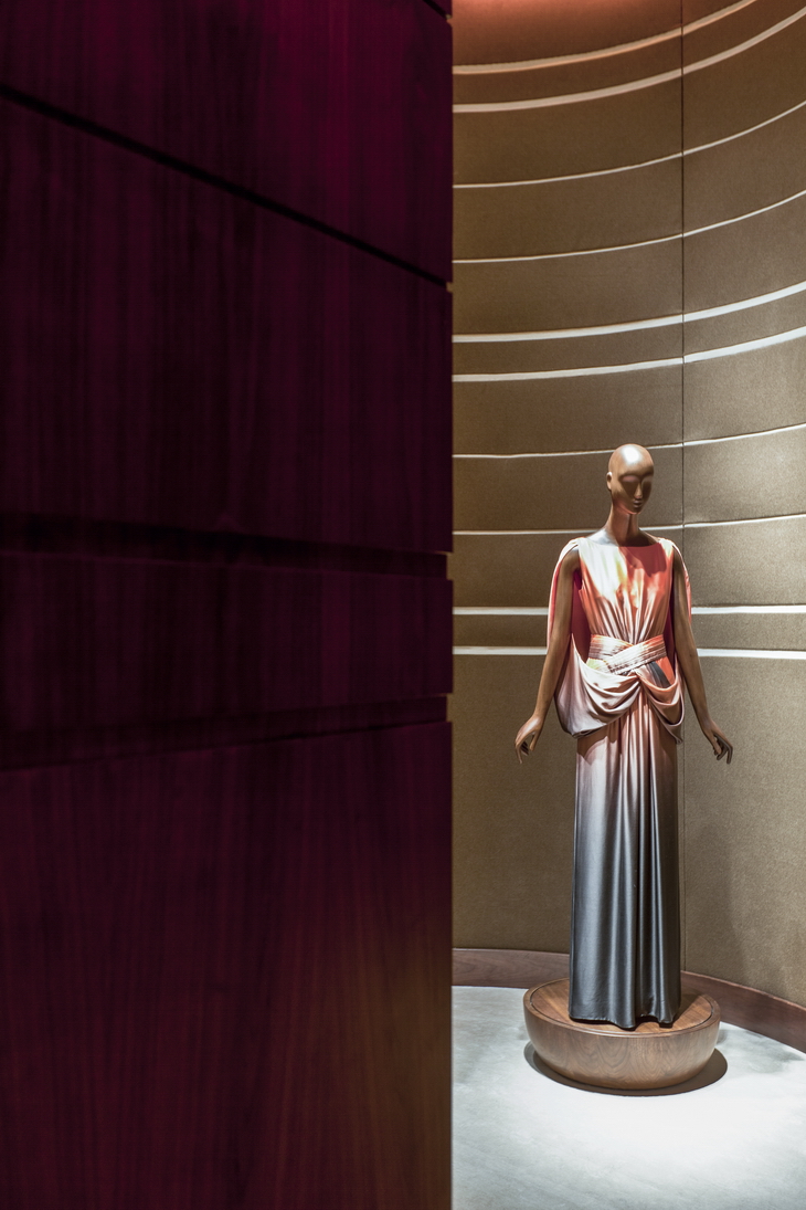 奢侈品世界的新标杆—— QELA-21