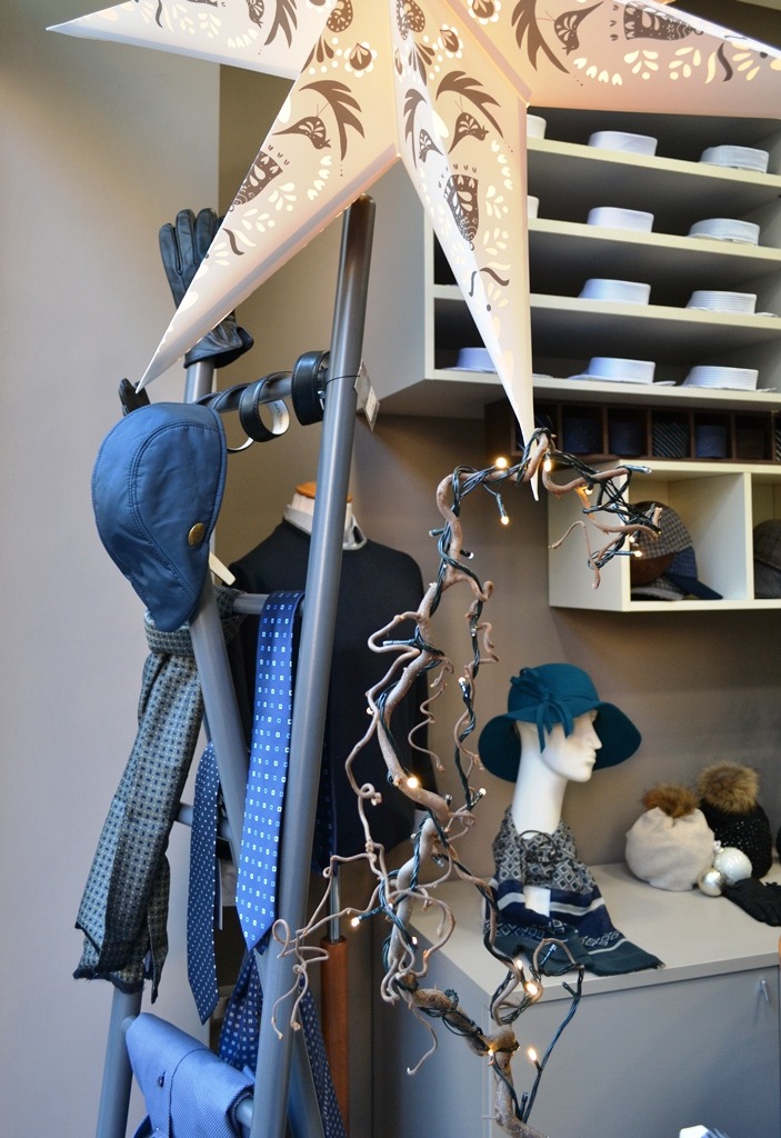 简约优雅的"La Cravatta"商店设计-16