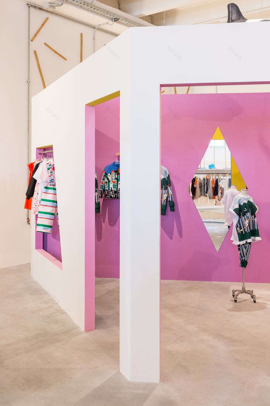 梦幻童装店“Coccole Bimbi”-19