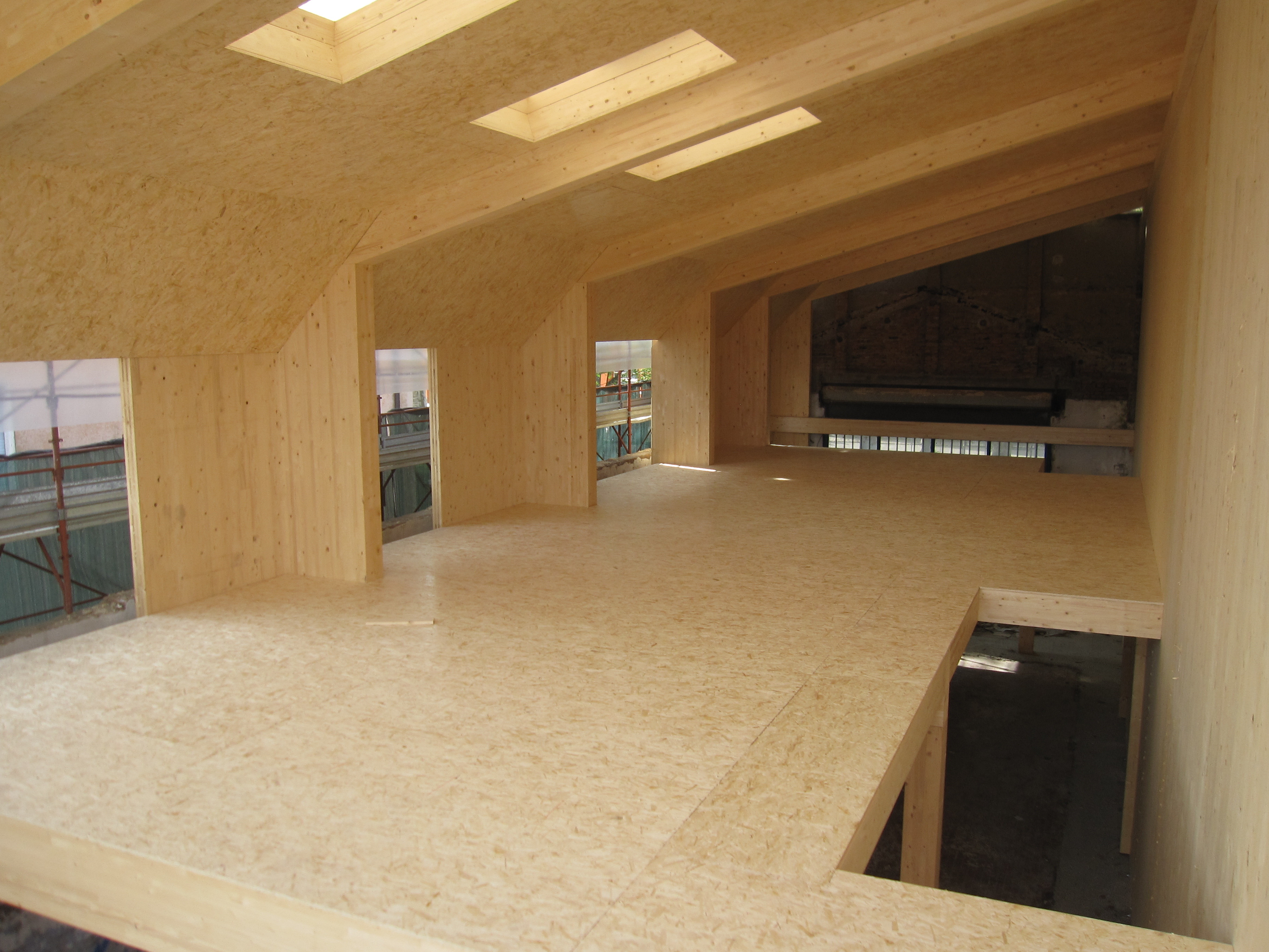 废墟中的艺术重生 · Modena 老厂房改造-23