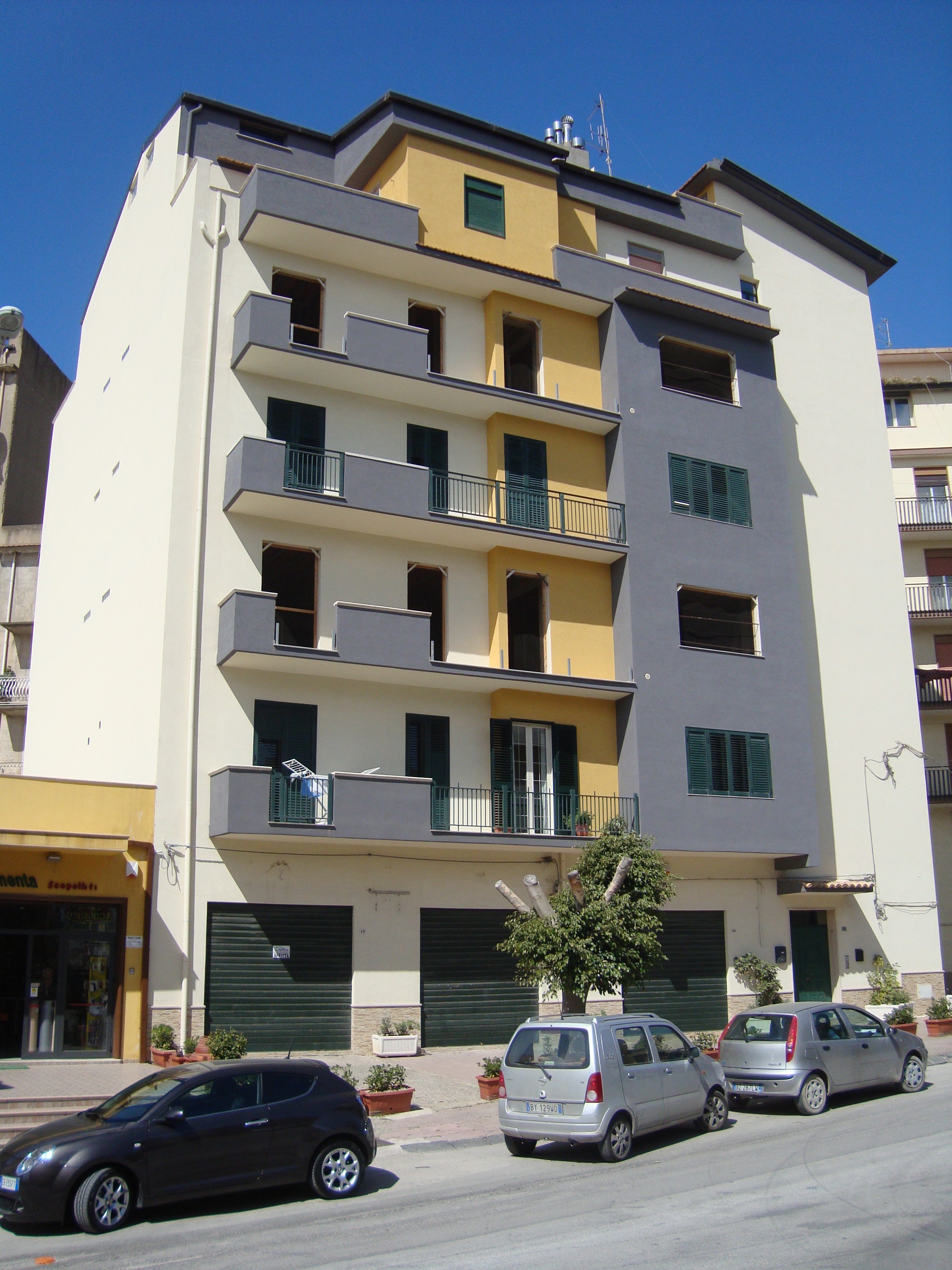 2014 年完成的一座意大利住宅楼翻新工程-4