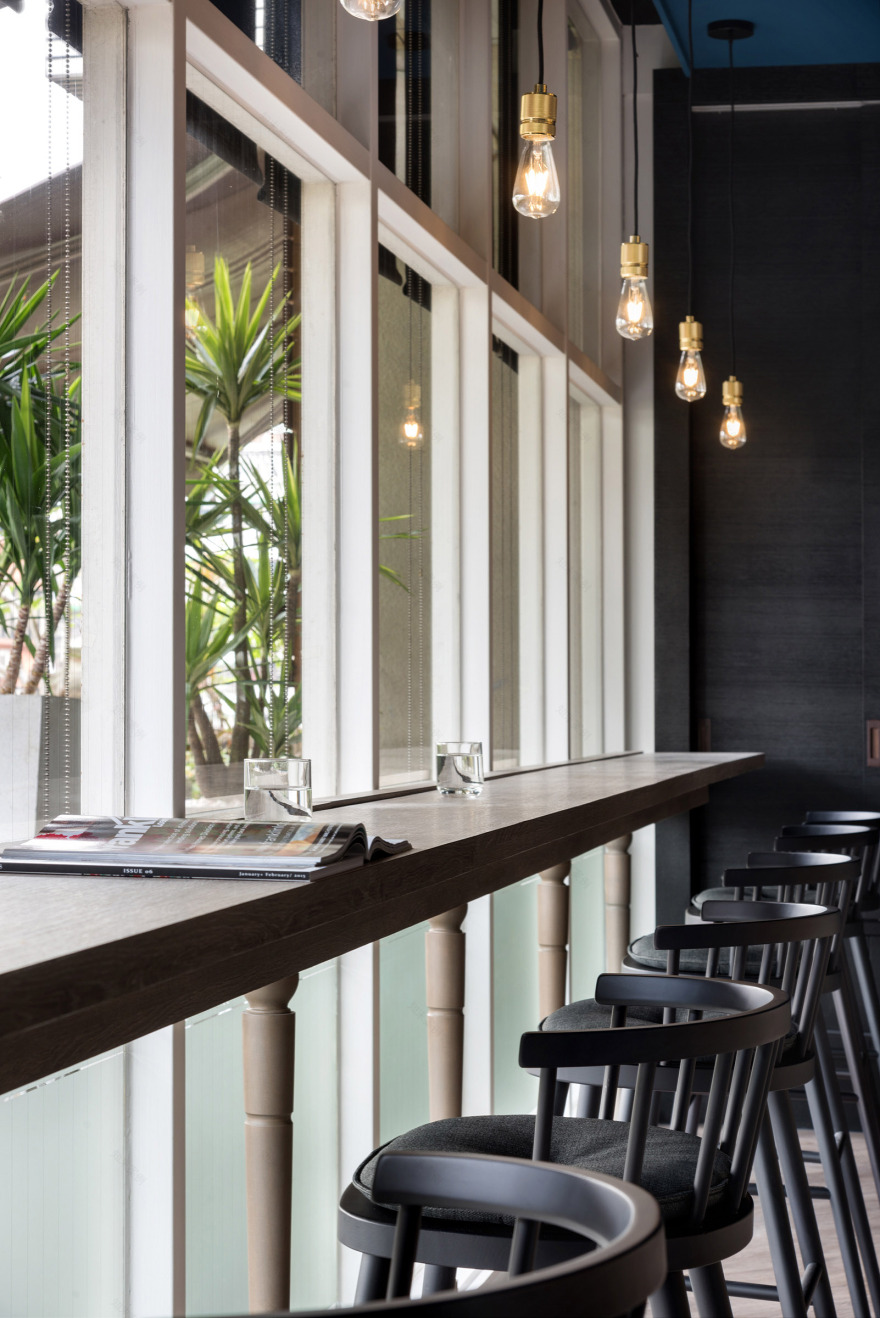 台北 Showtime 影院 Show Cafe' · 蓝色湖泊空间营造-9