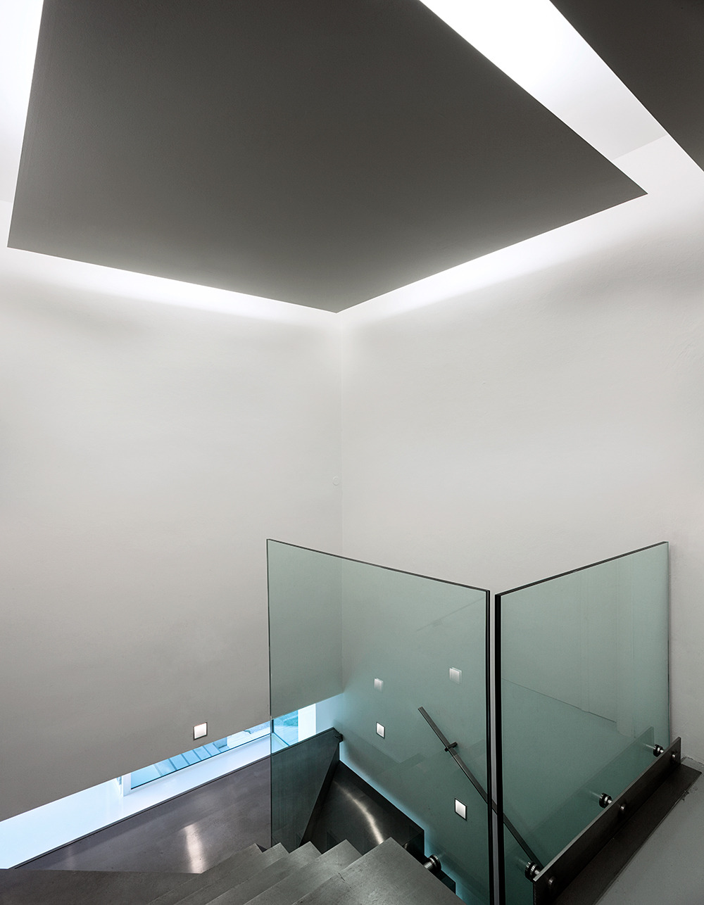 2011 年完成重塑办公楼外立面设计案例-10