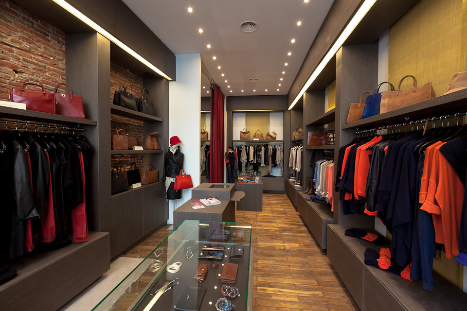 优雅“化妆间”概念,突显女性奢华品味的店铺设计-5