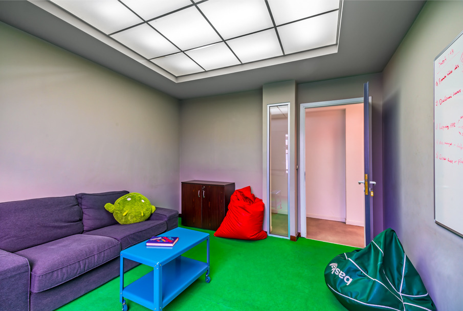 希腊雅典 AVOCARROT 办公室设计-13