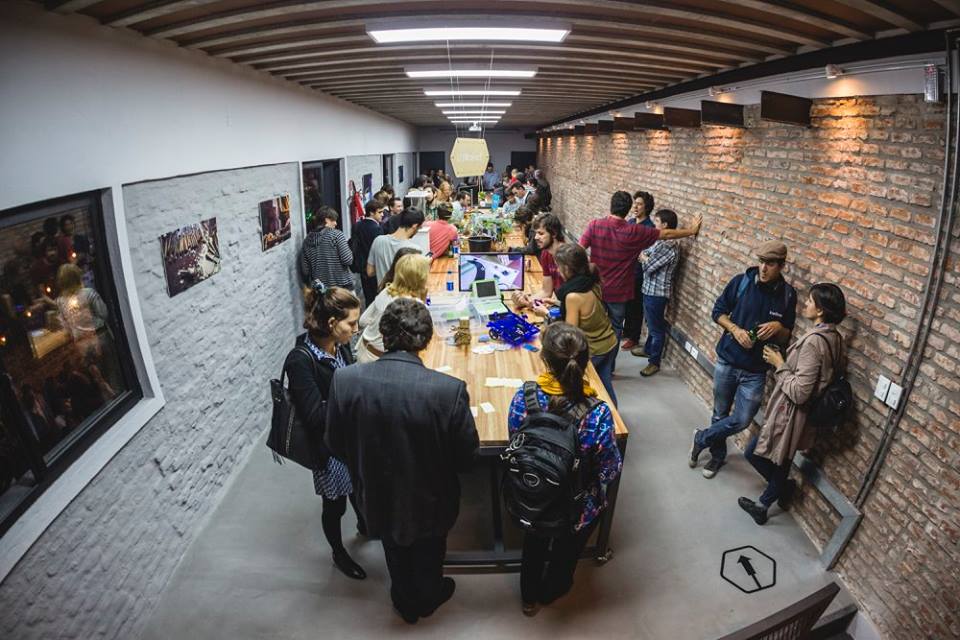 创意孵化器 | Sinergia Tech 创新中心设计-11