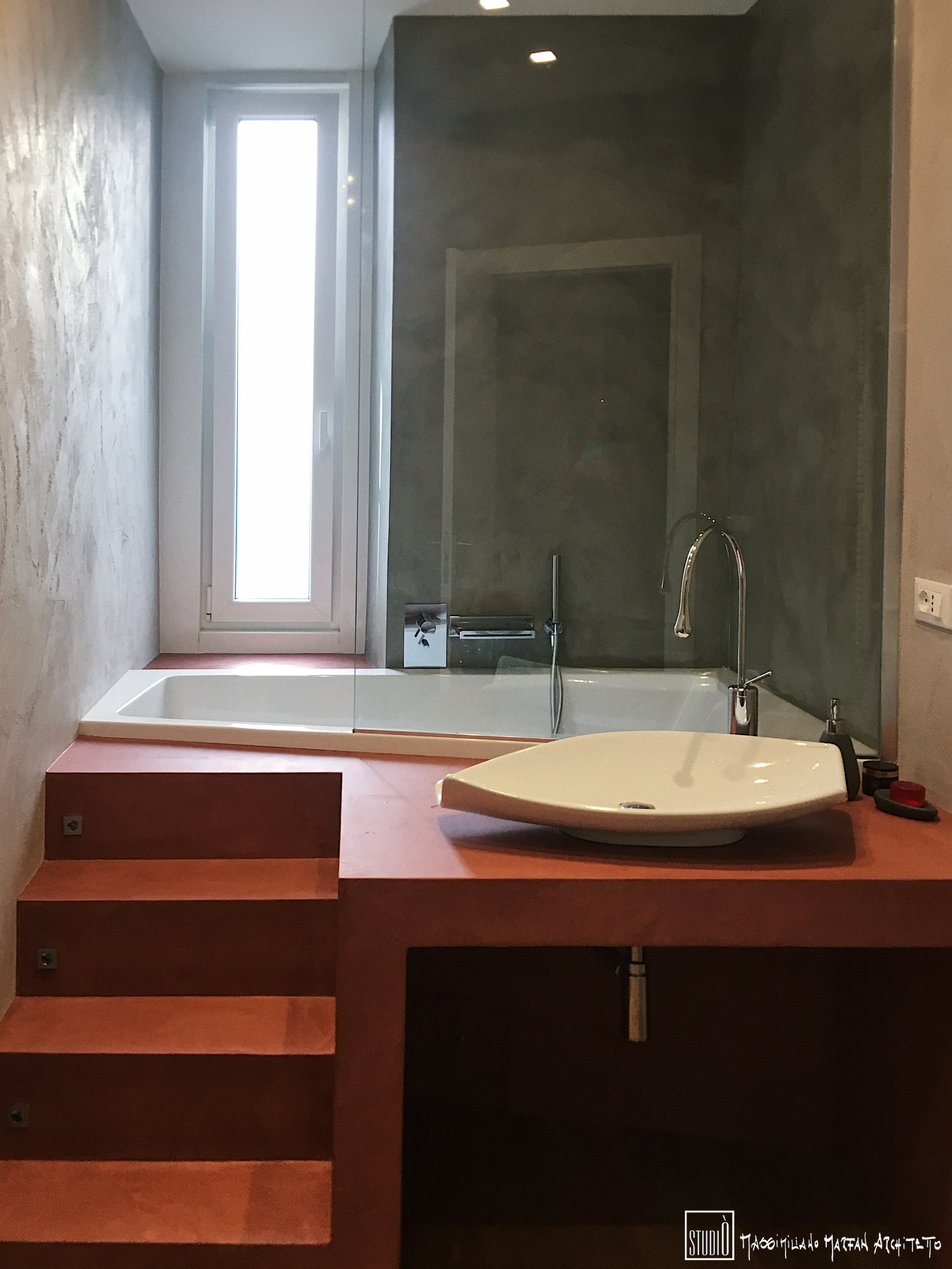 意大利 120 平米公寓全翻新，灯光设计成亮点-18