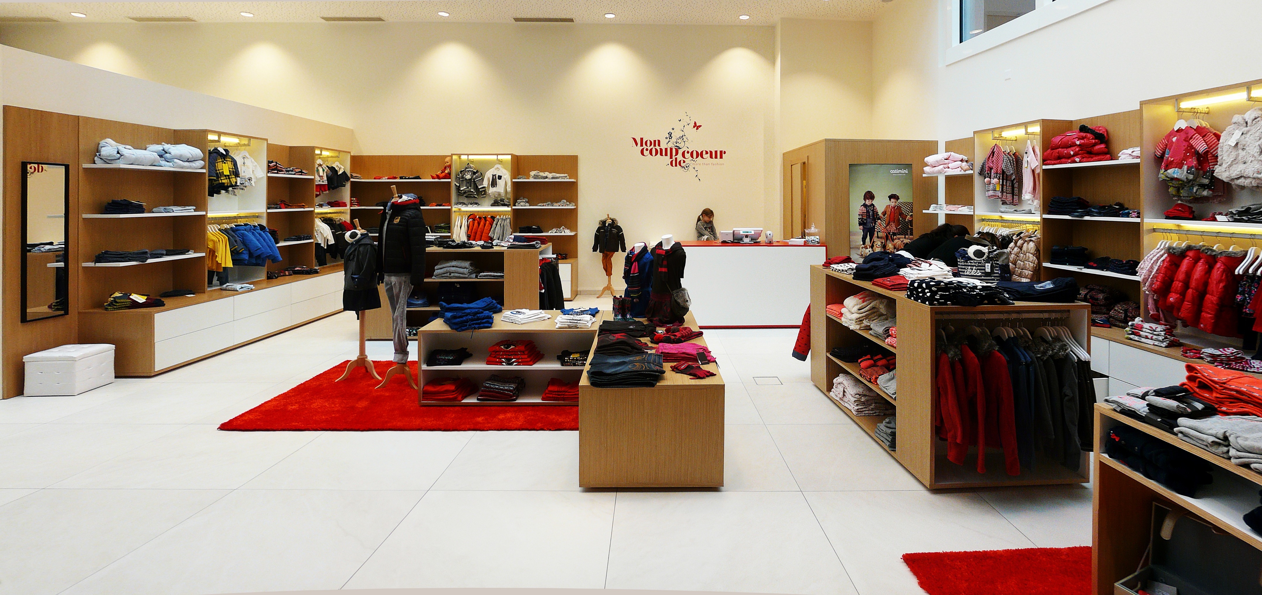 儿童服装店“Mon Coup de Coeur”室内设计-3