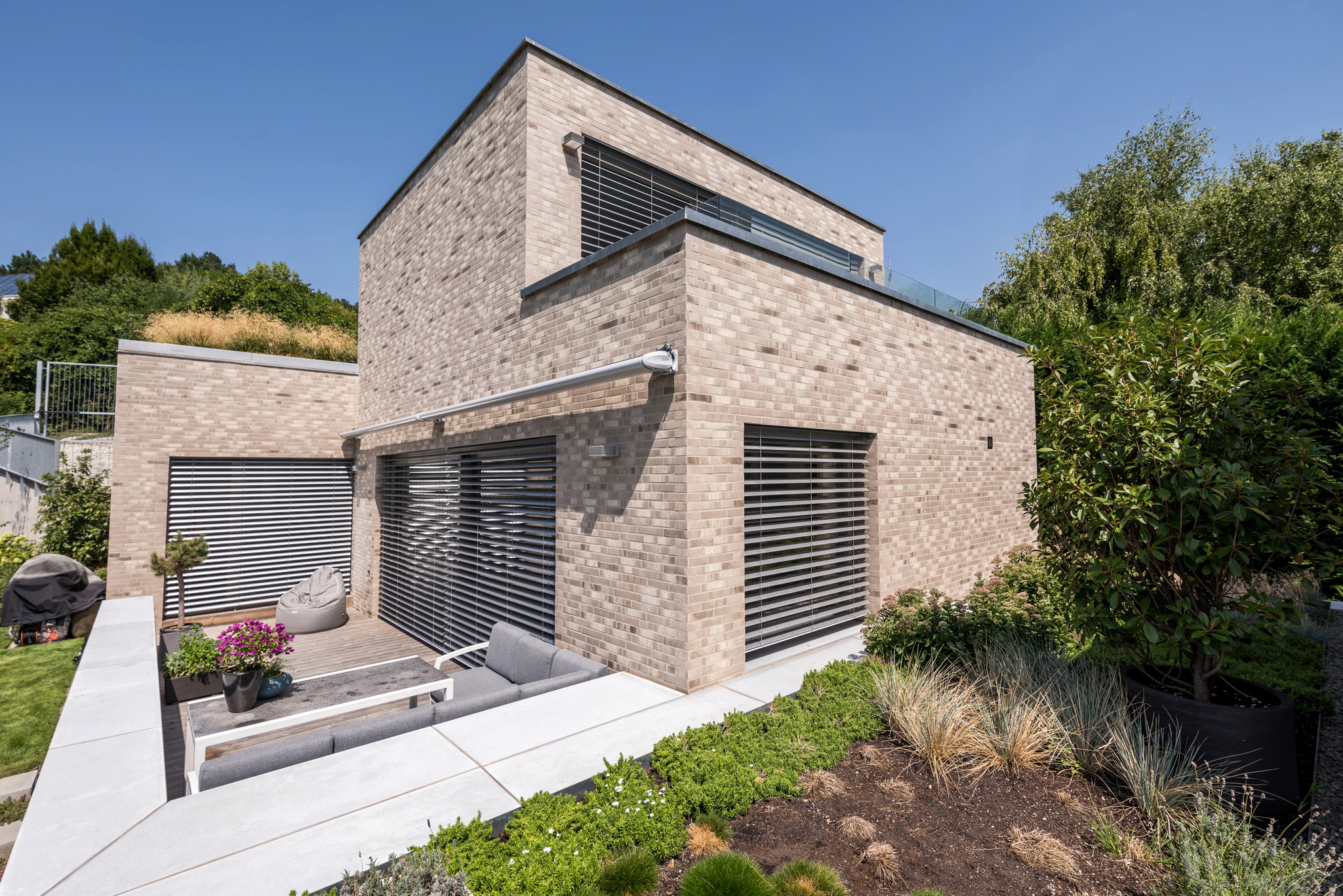 现代半独立宅，打造宜居生活空间-11