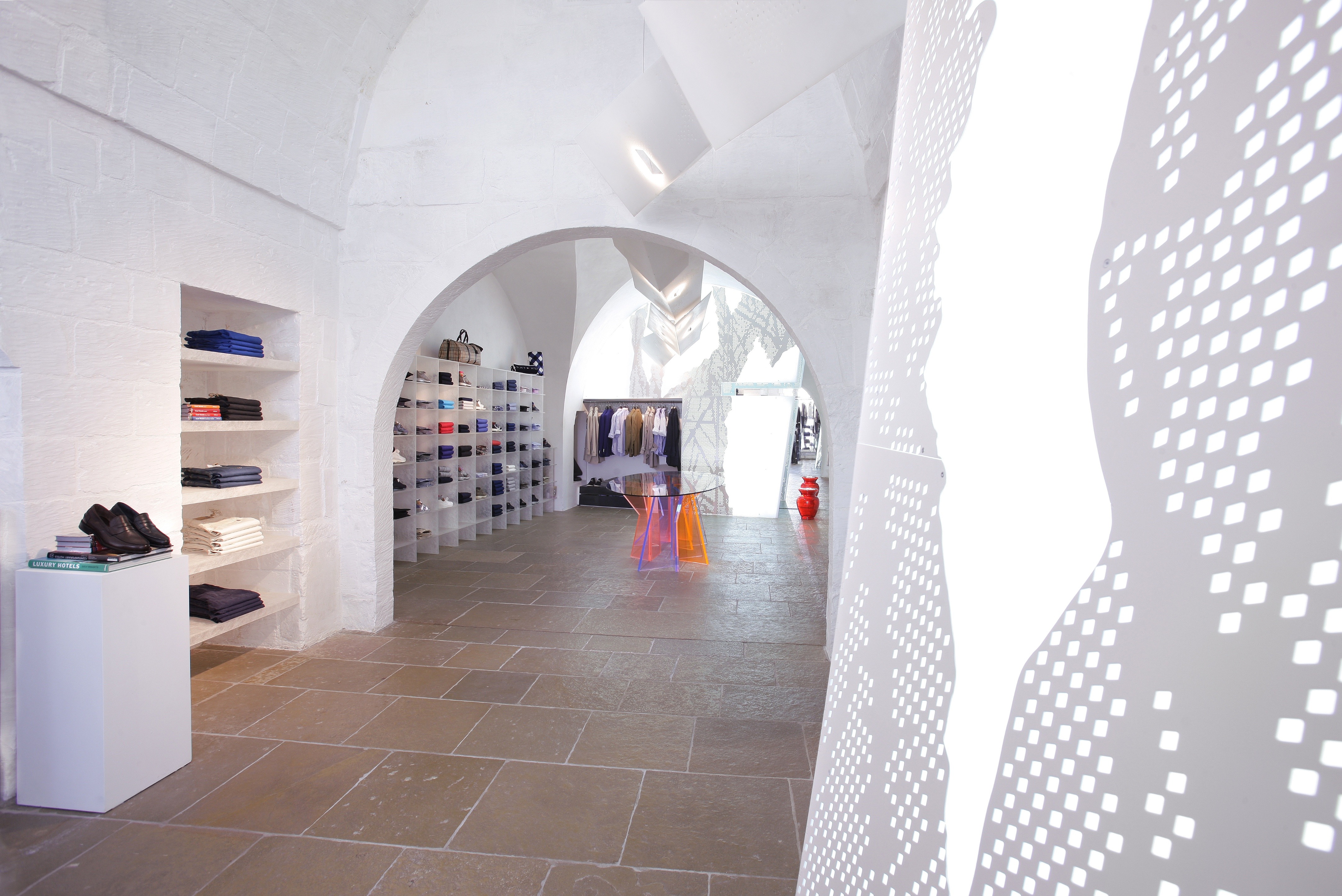 Contre Boutique 精品店设计-1