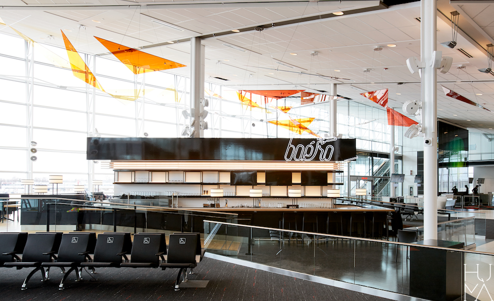 蒙特利尔机场美食广场，Humà 设计新视角-15