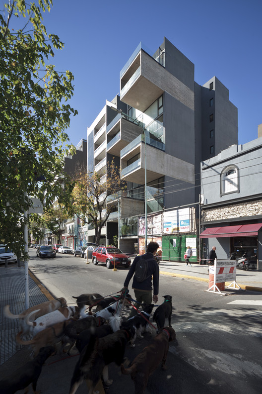 布宜诺斯艾利斯巴勒莫区的中间空间探索-20