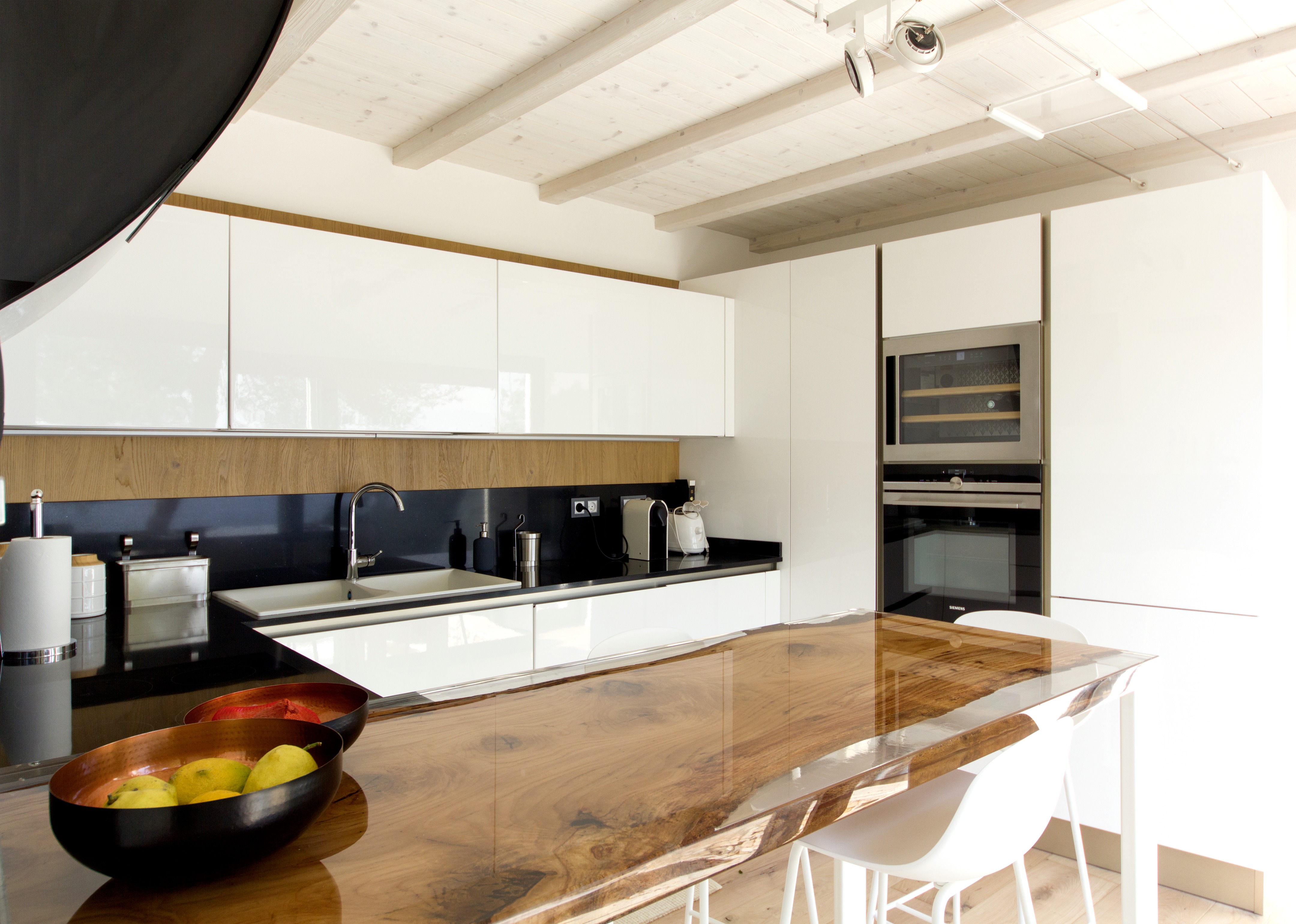 2017 年完成！Cannes 别墅重建项目-5