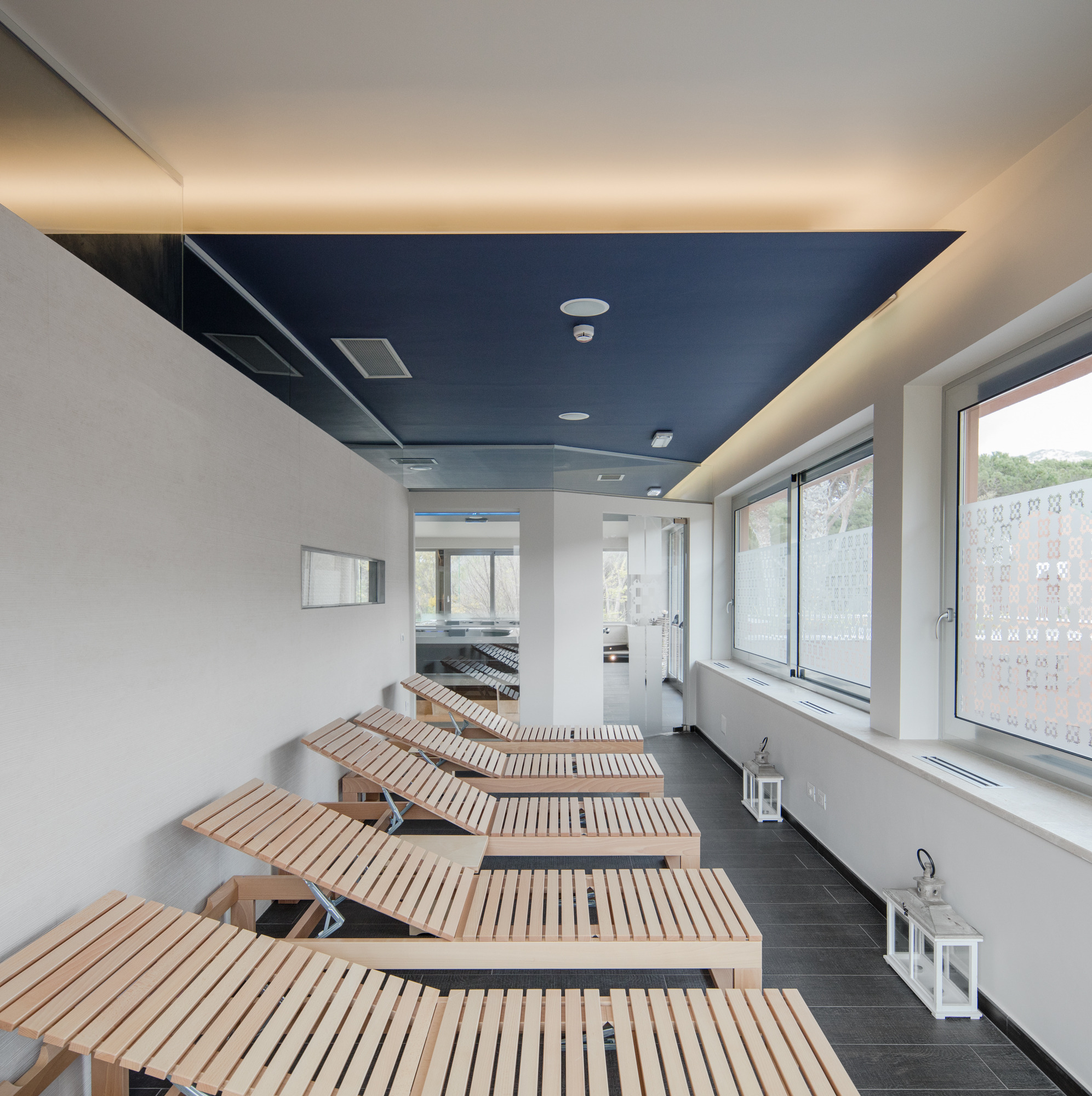 海畔松林间的悠然 SPA | Una SPA tra i pini-7