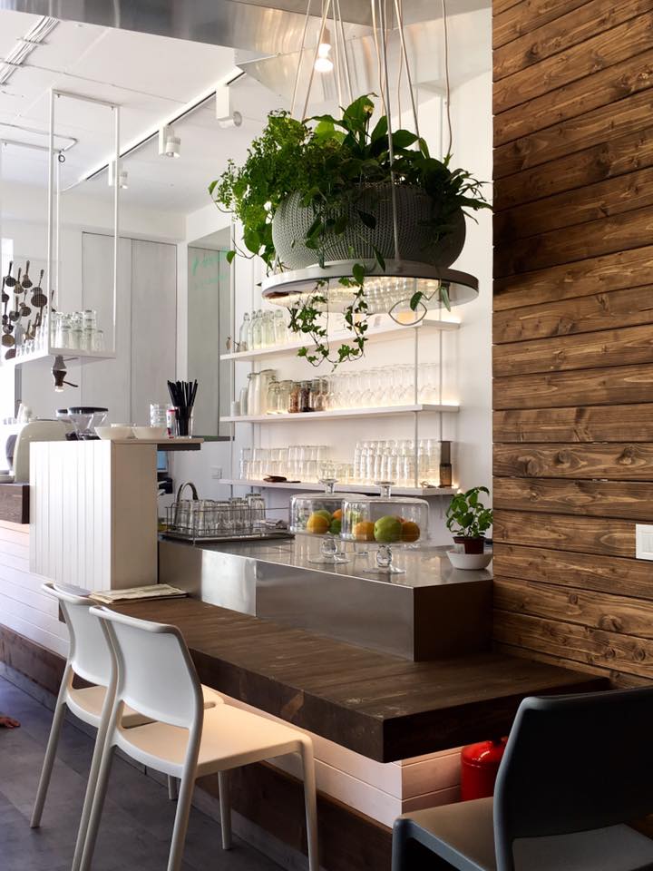 Serbia 咖啡厅 | 金属架构与咖啡色彩的完美融合-13