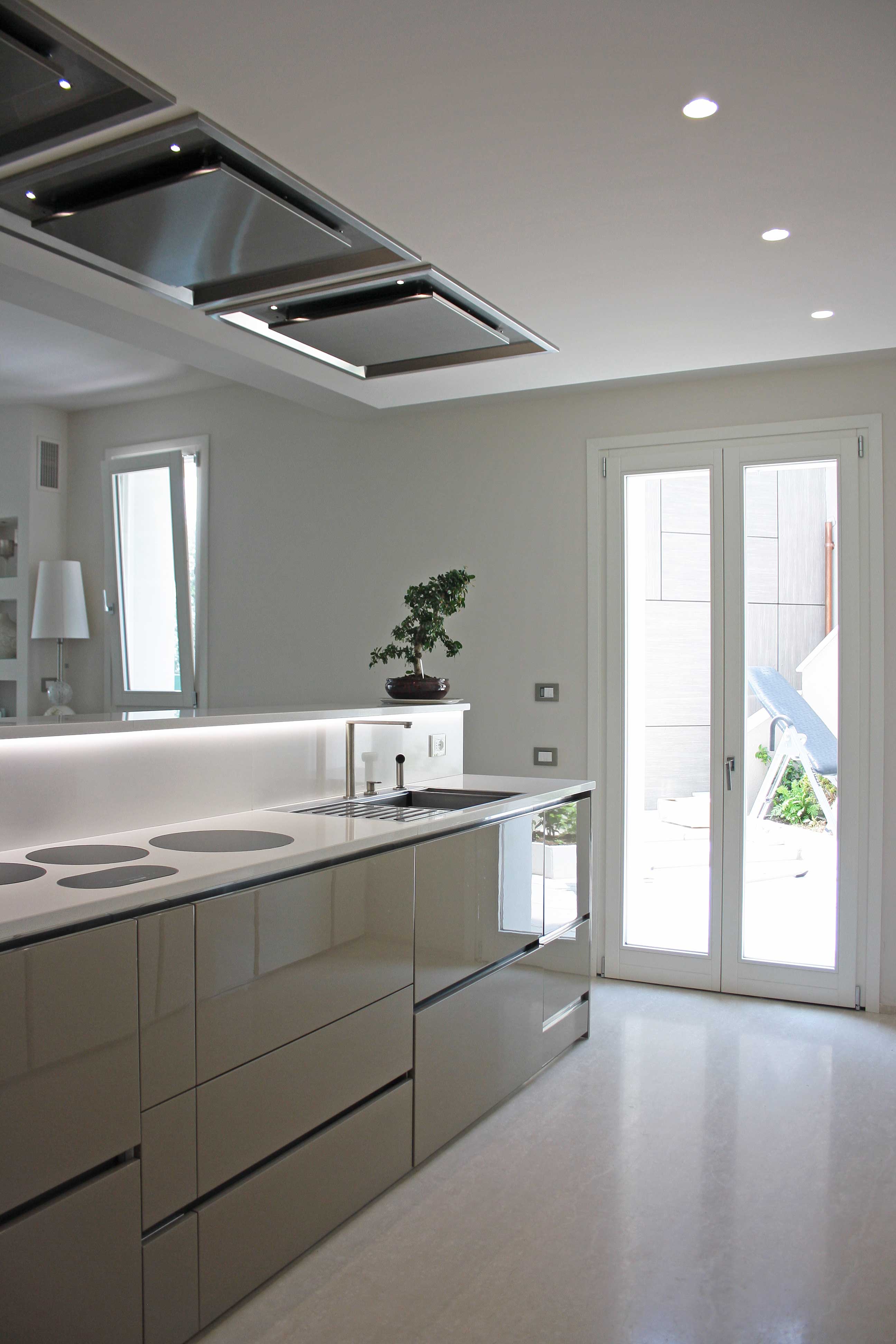 光影之舞·意大利湖畔别墅设计-5