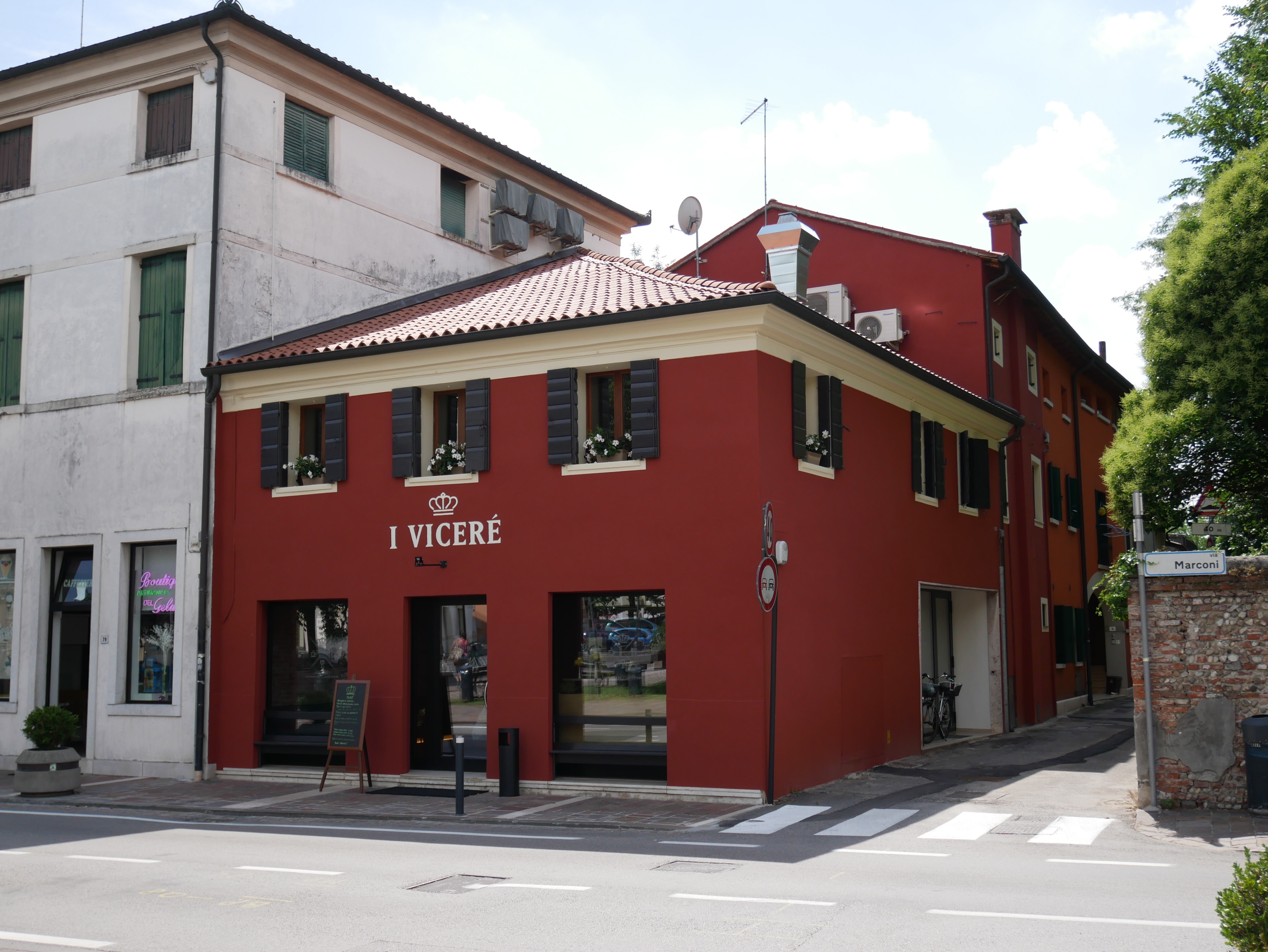 古堡中的时光穿梭-1