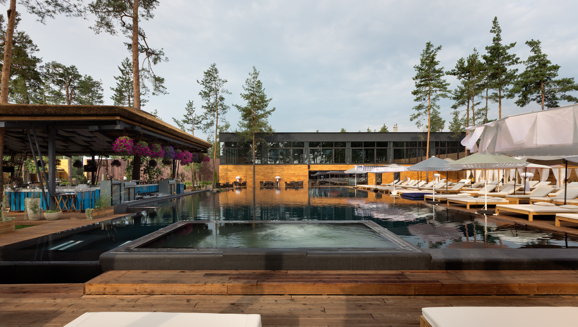 基辅附近的女王乡村俱乐部度假村,打造城市中的宁静绿洲-16