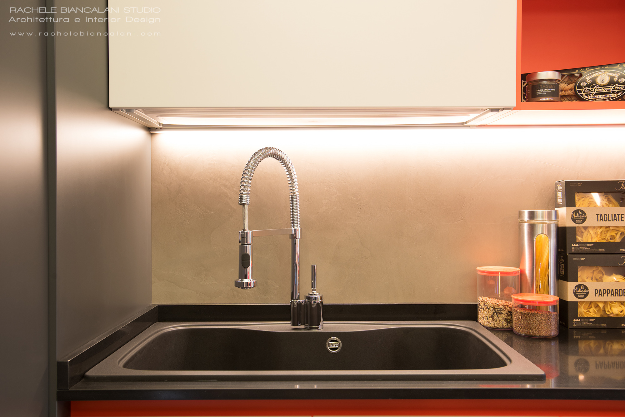 "单身为王"男士公寓，现代简约的魅力变身-30