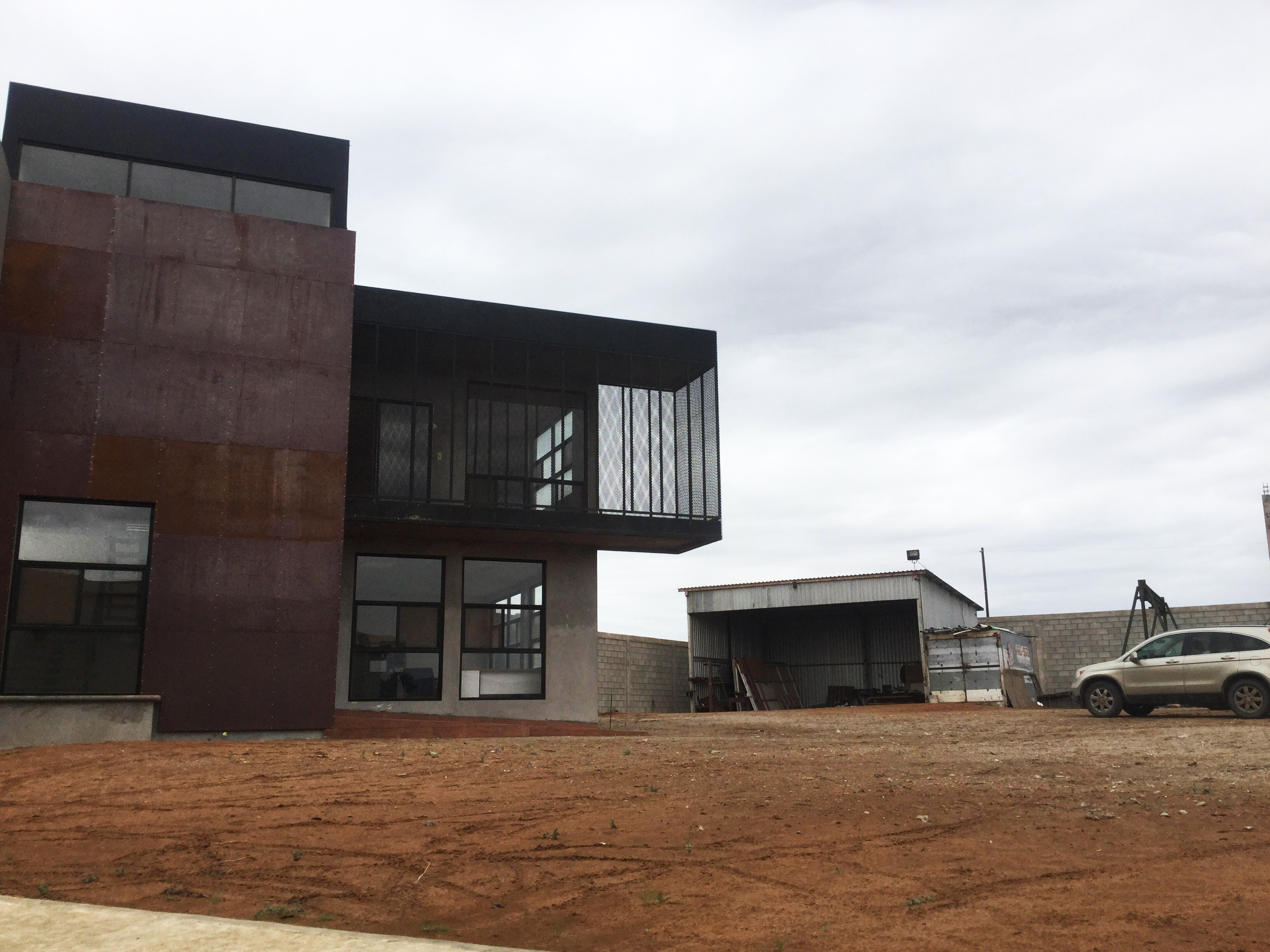 加州圣昆廷食品银行办公楼-15