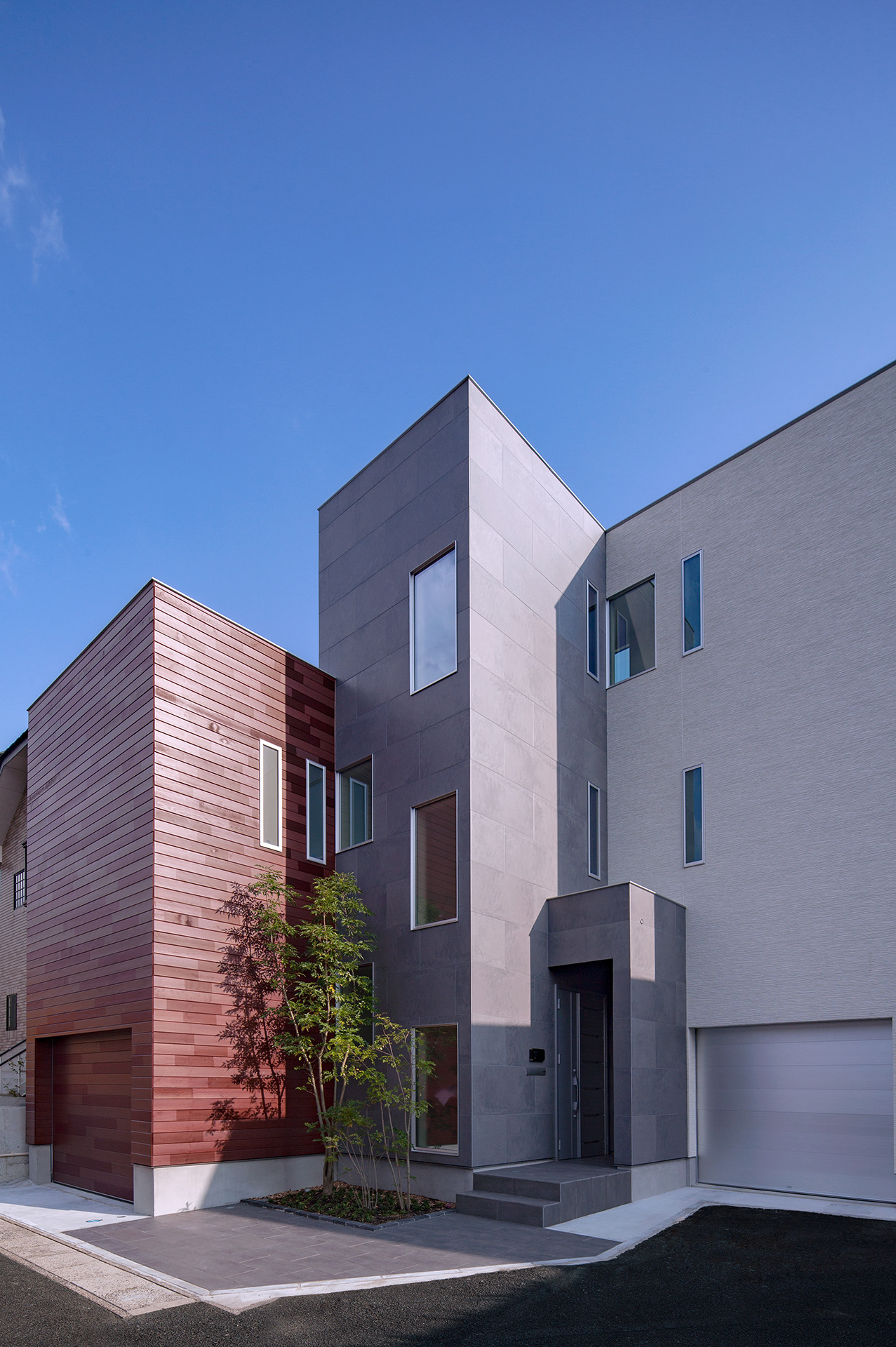 Y8-house | 红松地板与石墙的现代日式家居-2