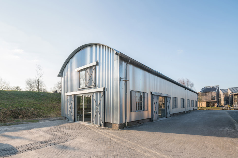 阿姆斯特丹艺术中心创意移动家具设计-2