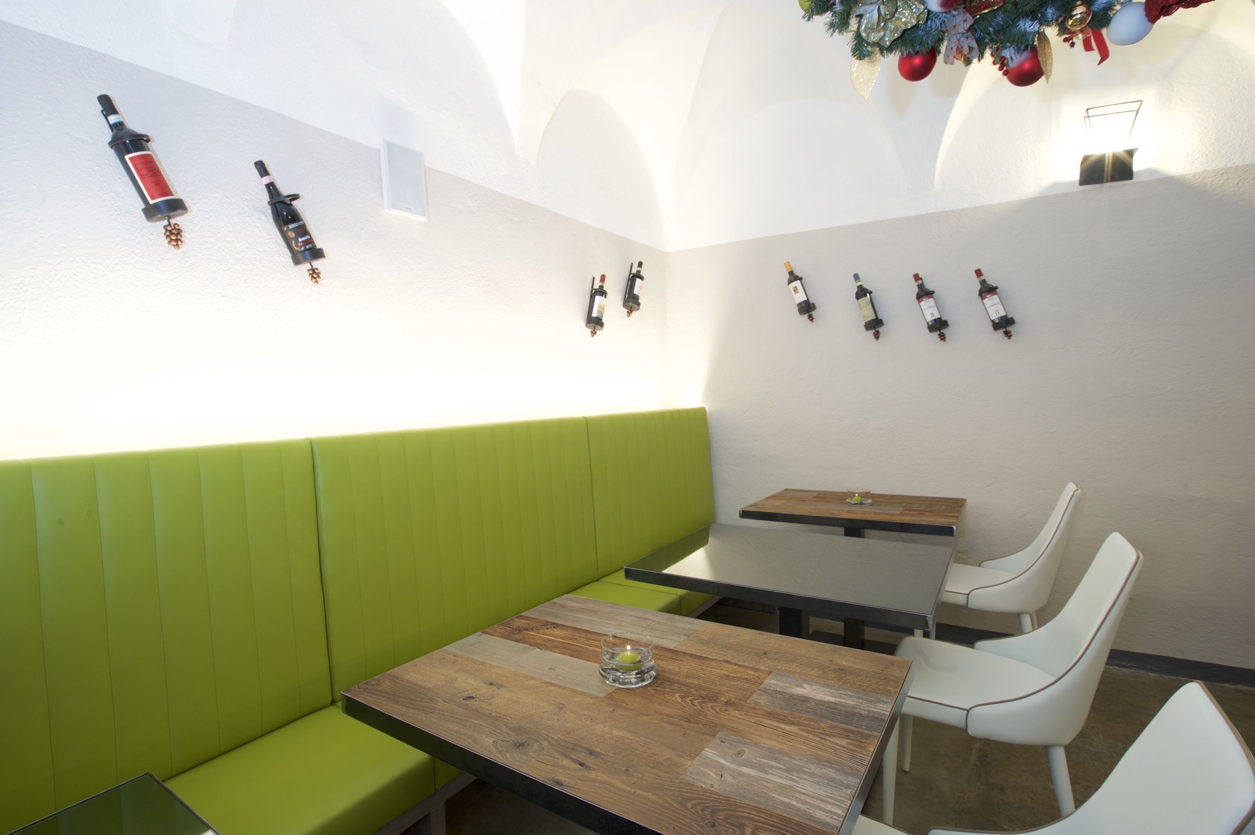 历史建筑中的现代餐厅设计-15