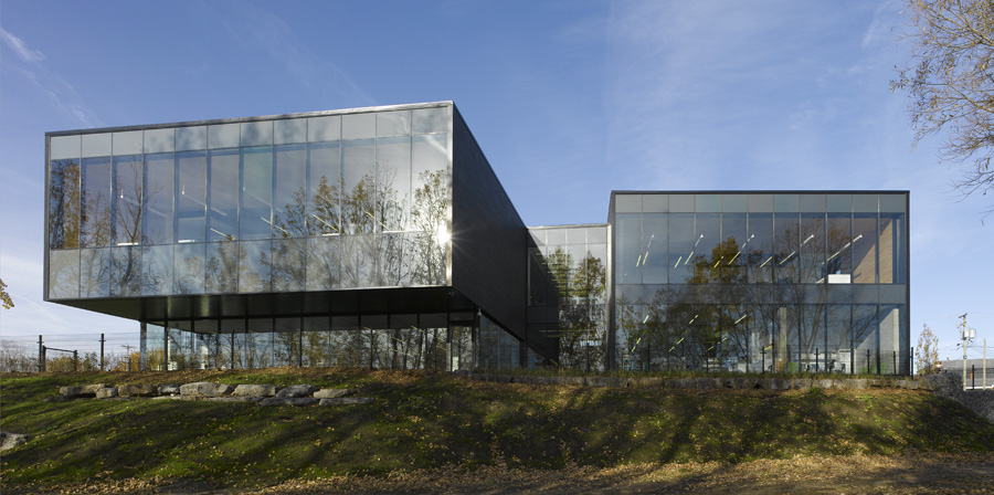 Guy Bélisle 图书馆-6