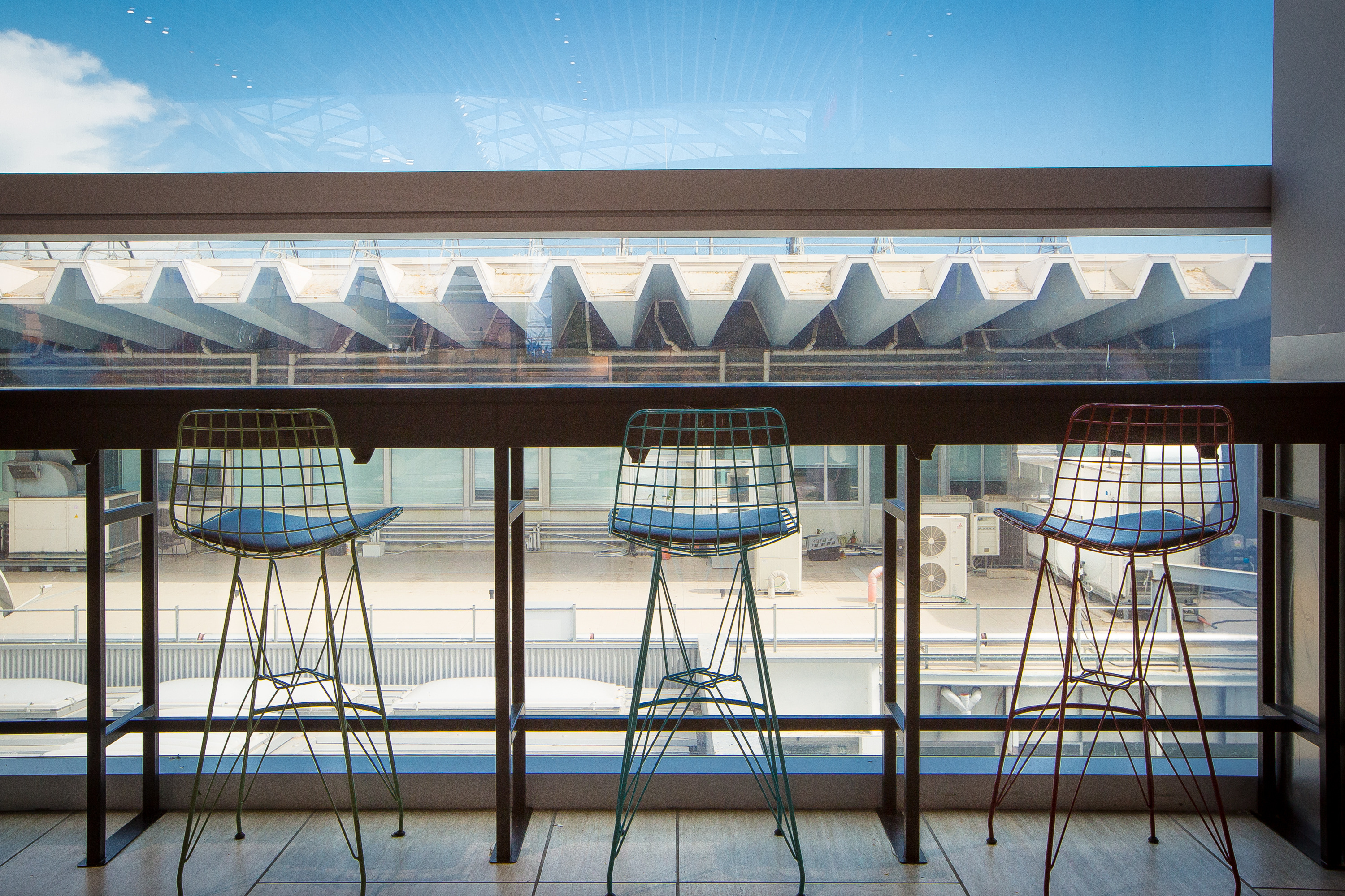 罗马菲乌米奇诺国际机场的非凡餐饮空间-6