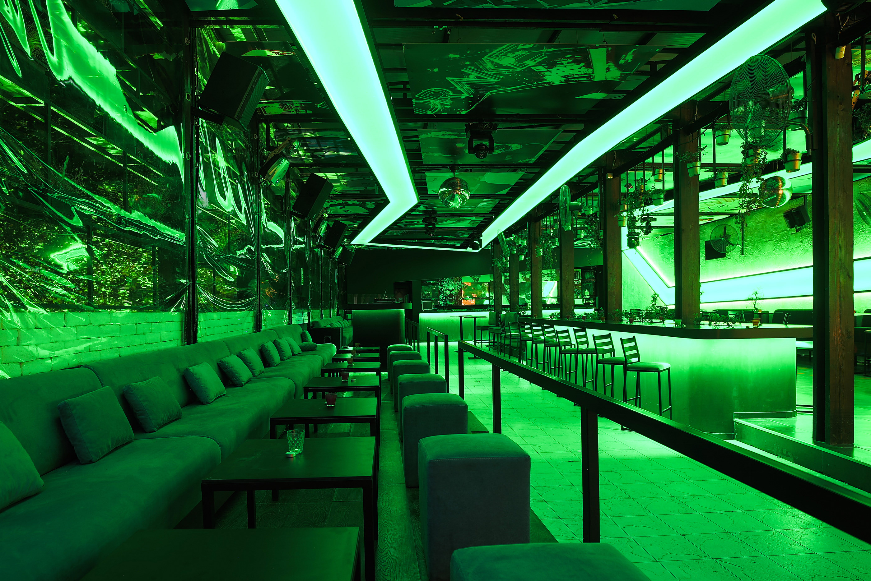 BONZAI Lounge Bar & Sushi-6