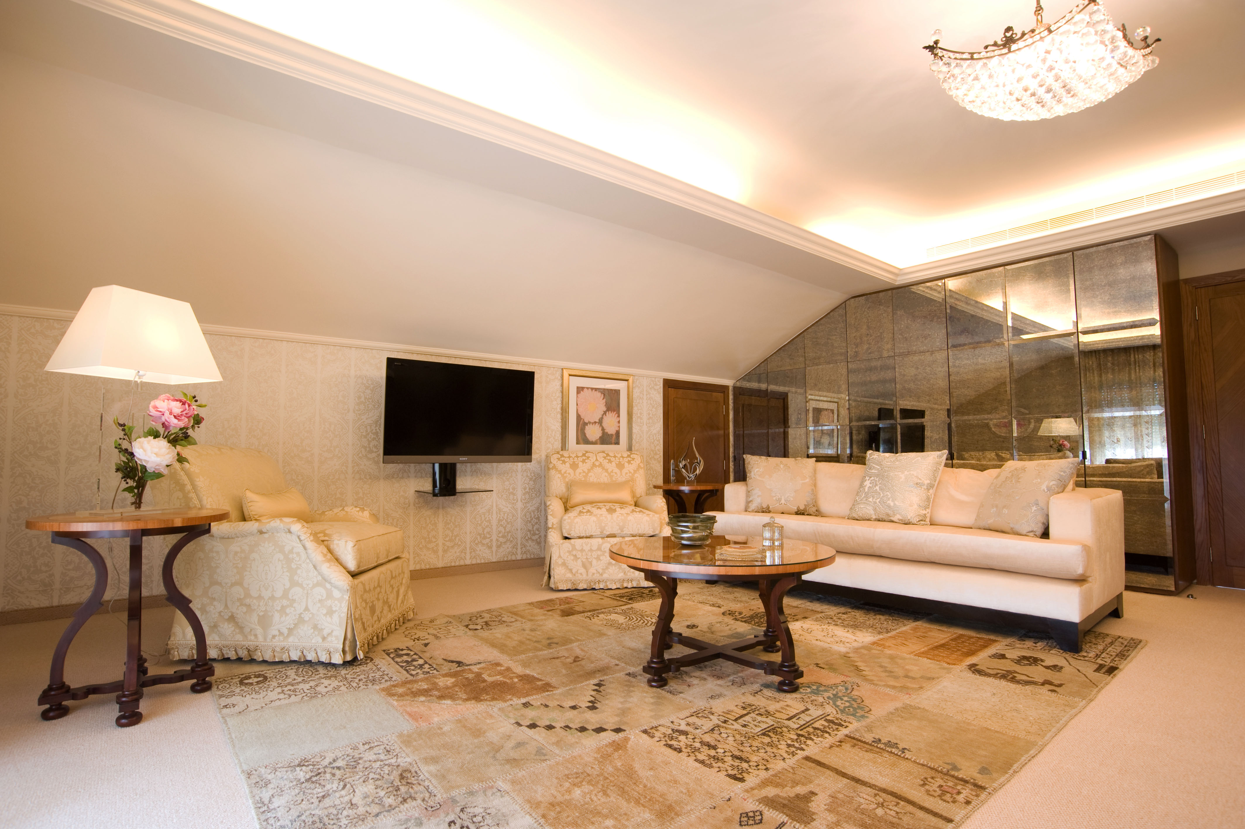 融合东西方的奢华别墅设计-8