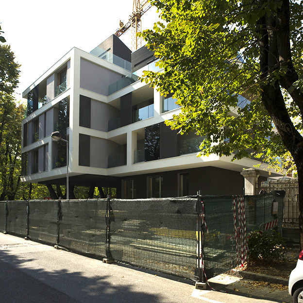 公园边的房子-3