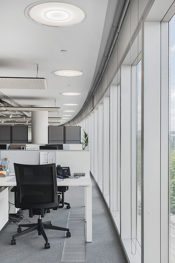 瑞士 Swatch 集团办公室及服务中心设计-27