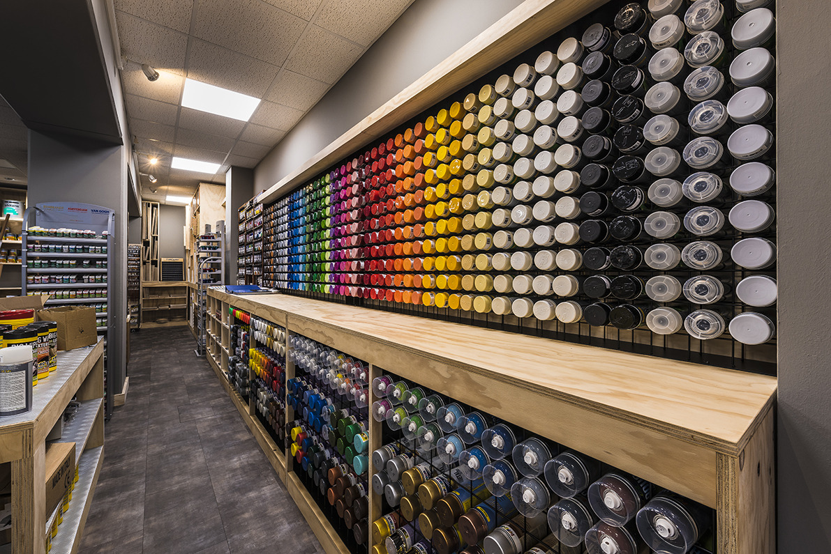 Colorificio Carnico 色彩展示空间-9