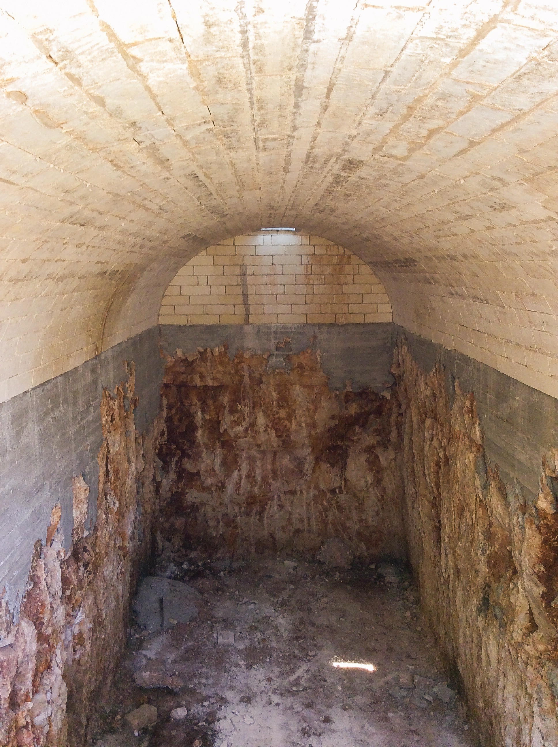 意大利普利亚地区古老农场修复-15