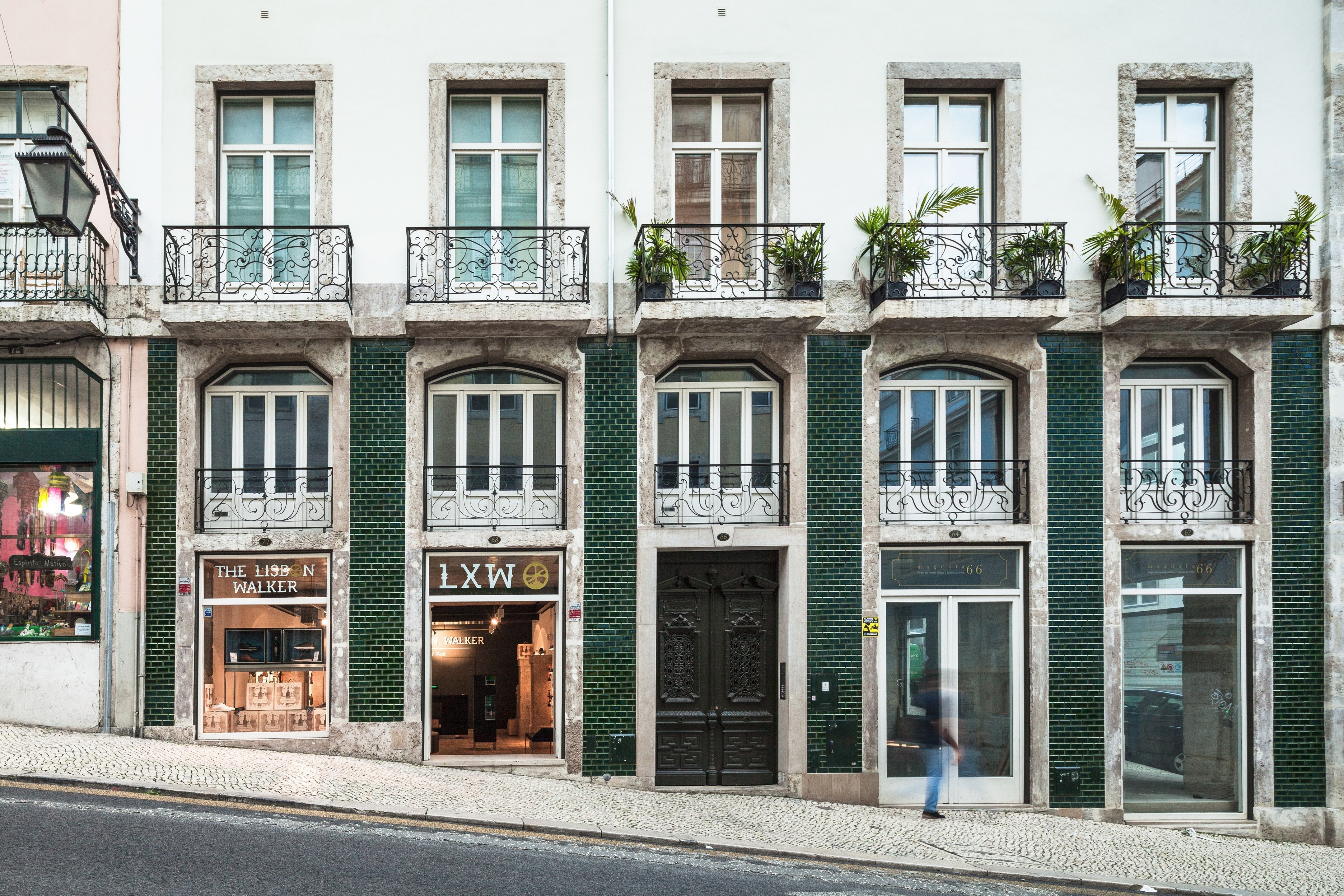 里斯本漫步者 · 葡萄牙风情的旗舰概念店-23