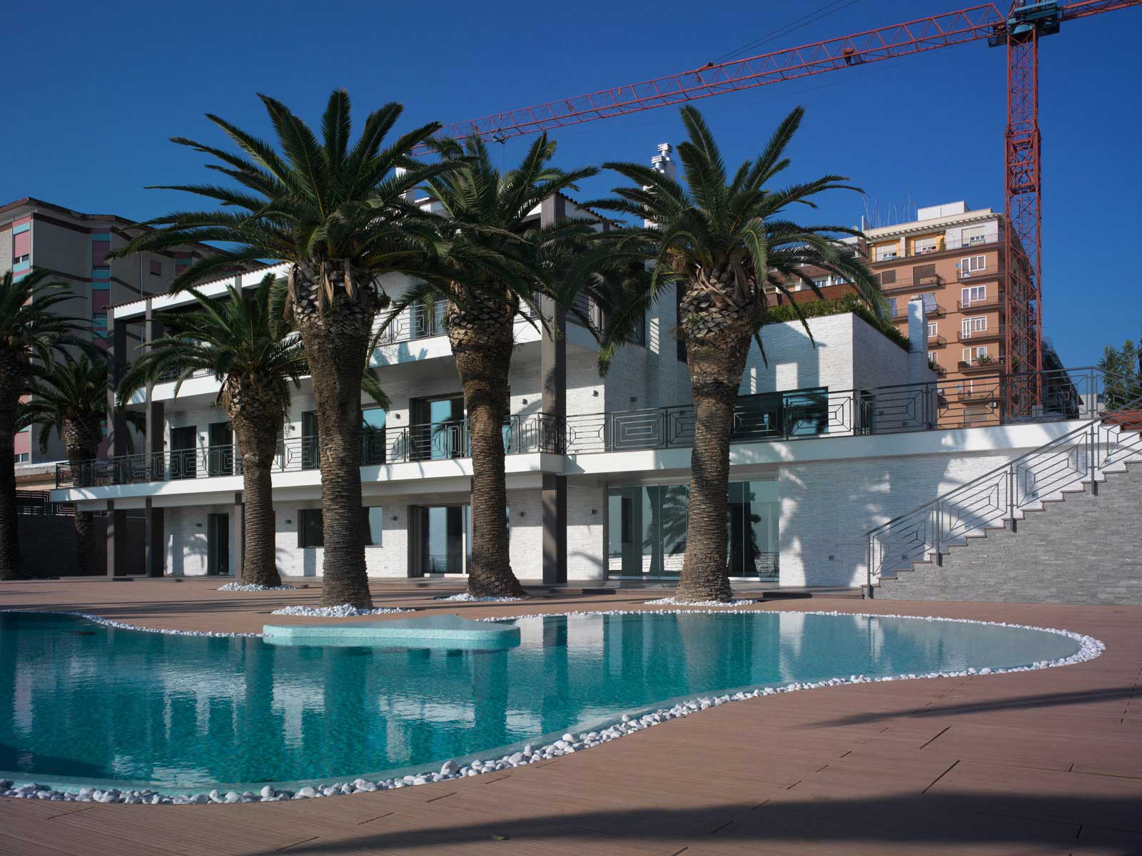 意大利滨海别墅，简约奢华之美-0