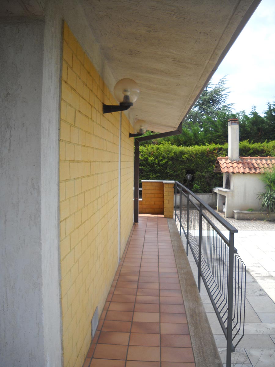 2013 年完成的意大利石灰与大麻节能住宅-25