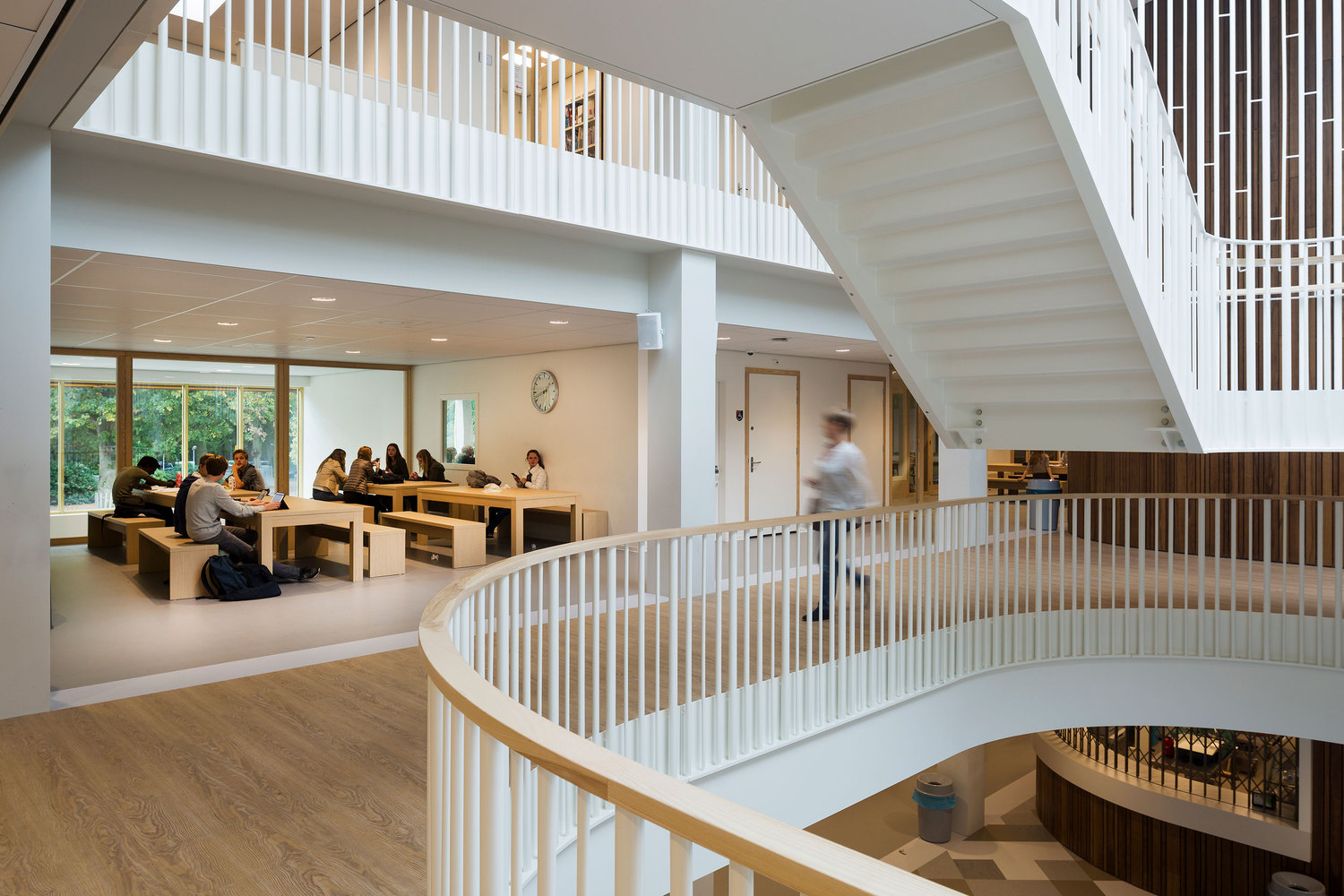 荷兰多霍恩彩色新校舍 | 自然、紧凑与可持续的教育产业-47