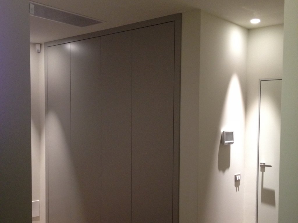 2011 年意大利双层别墅室内设计翻新-4