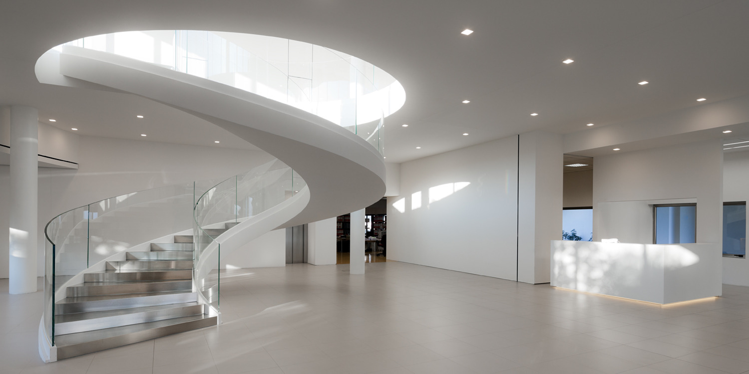 意式风格的 Secco Sistemi 总部办公空间设计-22