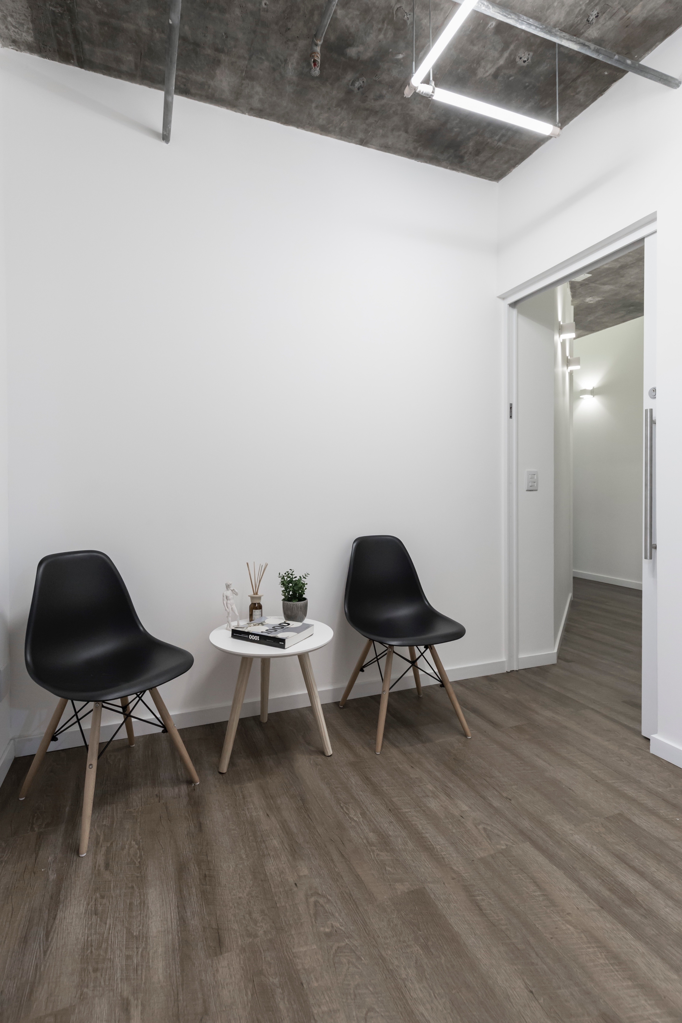 2017 年完成的 Consultório ML 诊所室内设计-1