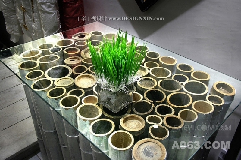 深圳某服饰专卖空间设计-7