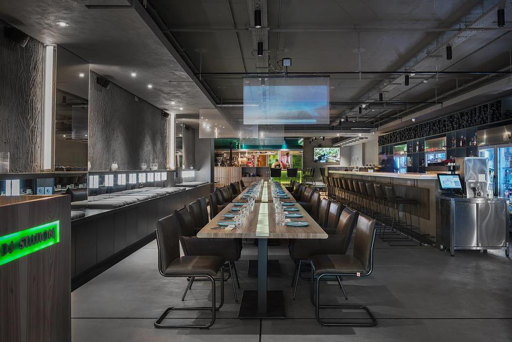 2019 年完成的酒吧室内设计案例解析-0