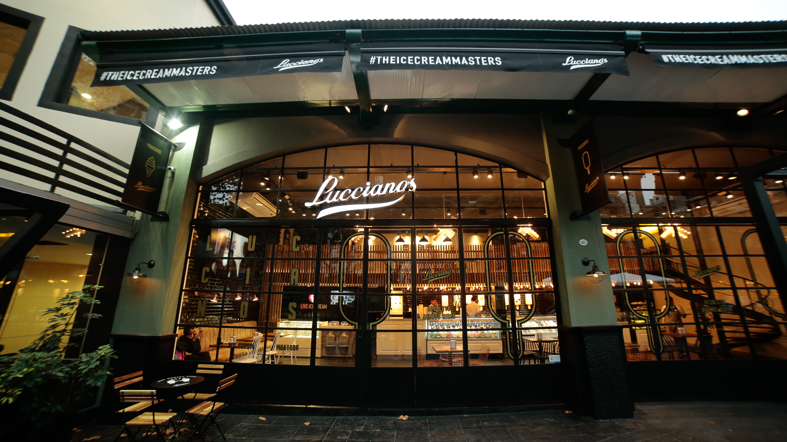 卢西亚诺冰淇淋店-5