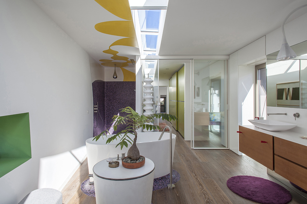 意大利马焦雷湖畔的翻新单家庭住宅-16