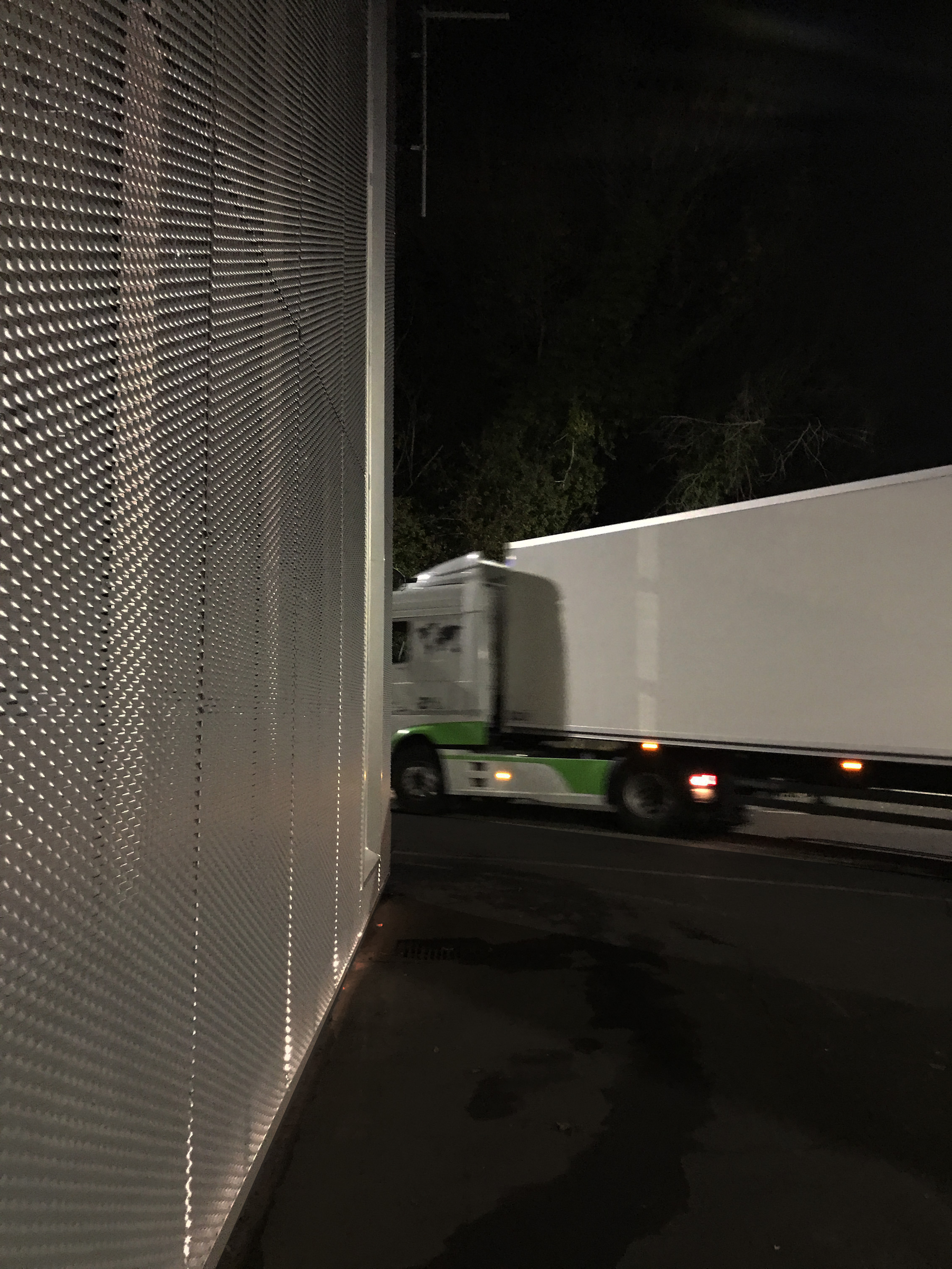 奔驰欧洲物流中心 · 2017 年工业建筑复兴-12